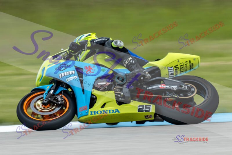 ProAM-R-5695.jpg