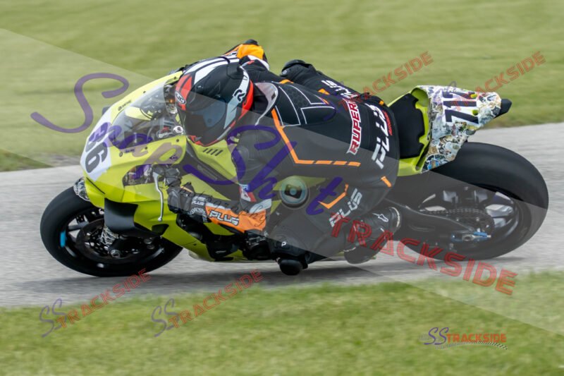 ProAM-R-5838.jpg