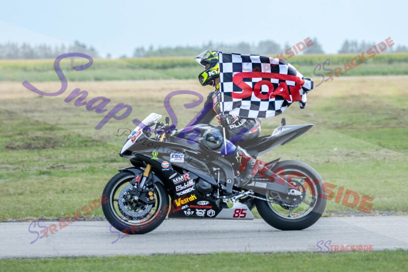 Pro-AM-R-5915.jpg