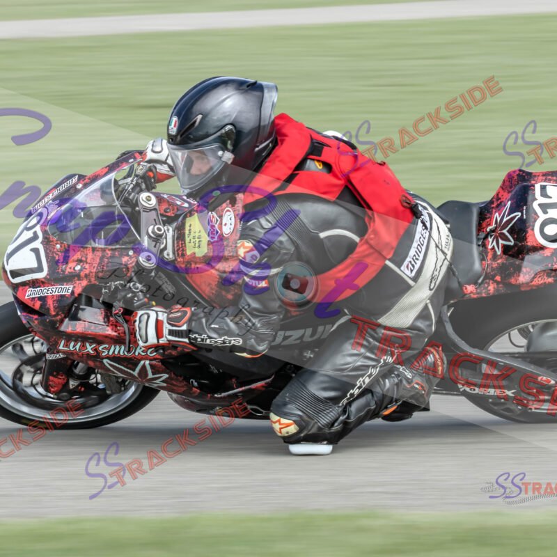 R1-QProLost-9737.jpg