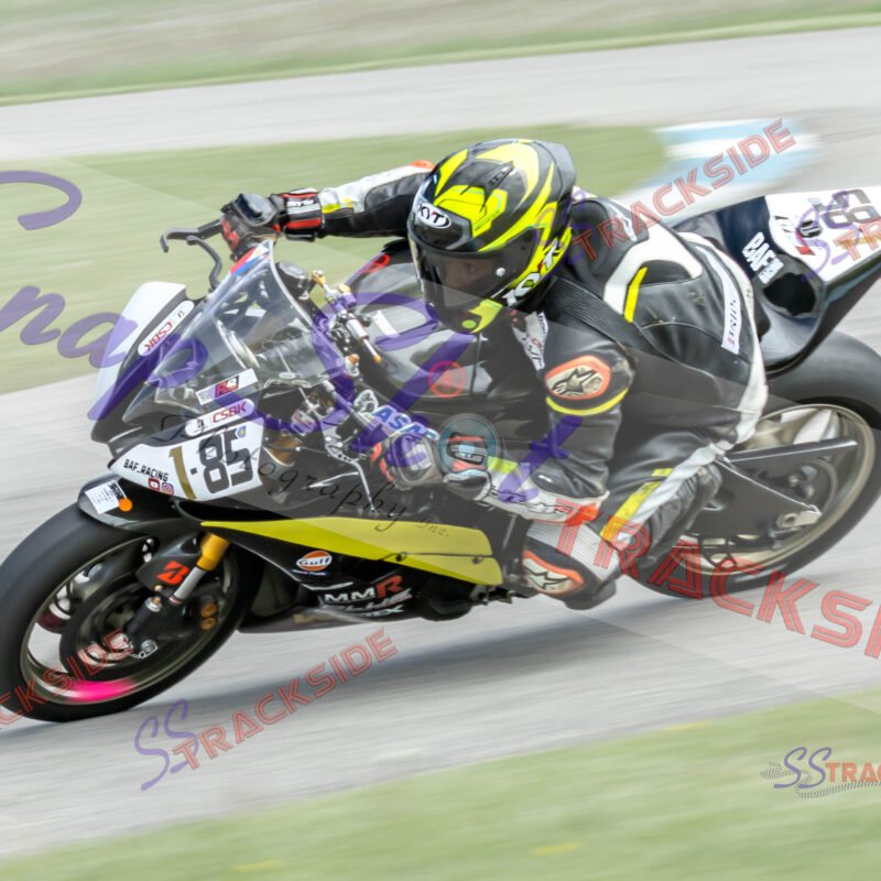 R1-QProLost-9744.jpg