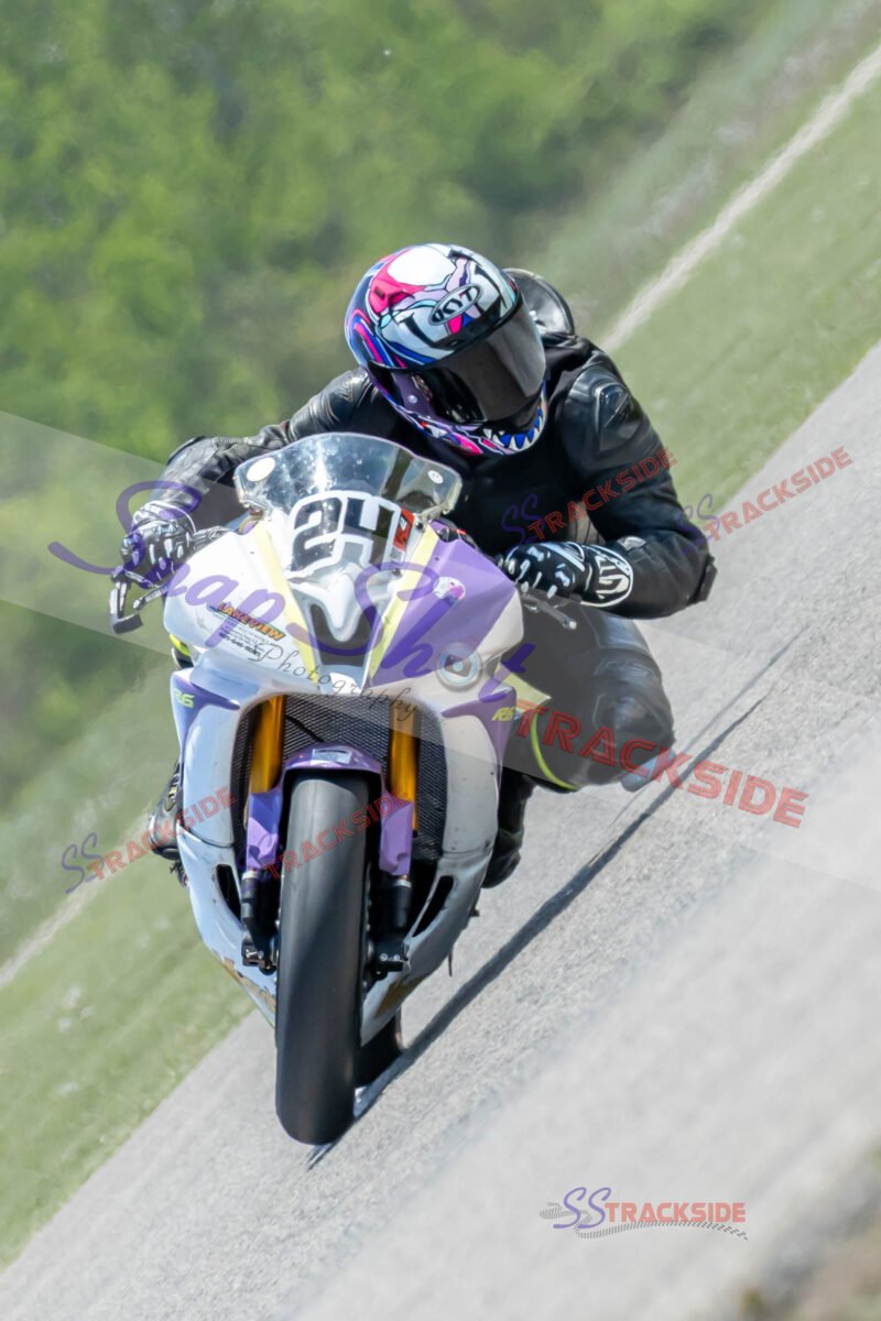 R1-RProLost-AMSuper-3406.jpg
