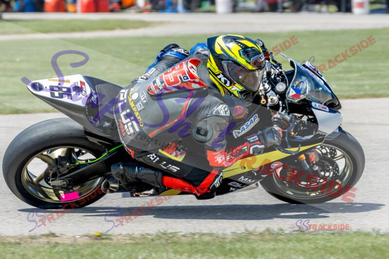 R1-RProLost-AMSuper-3439.jpg