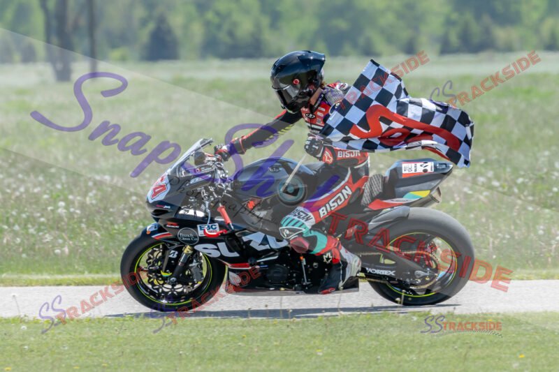 R1-RProLost-AMSuper-3696.jpg