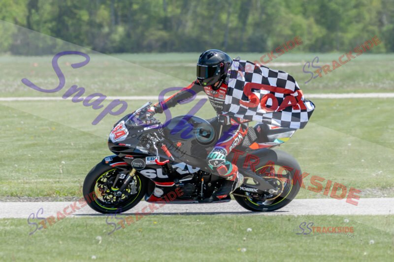 R1-RProLost-AMSuper-3699.jpg