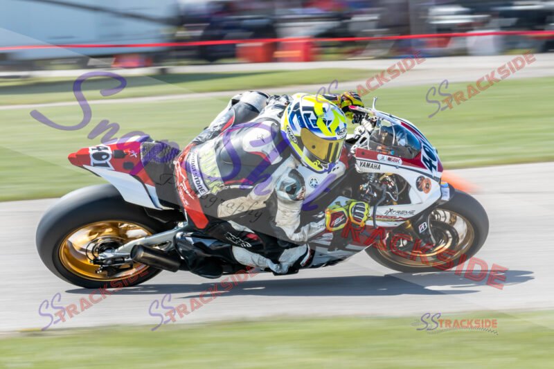 R1-RProSuper-4950.jpg