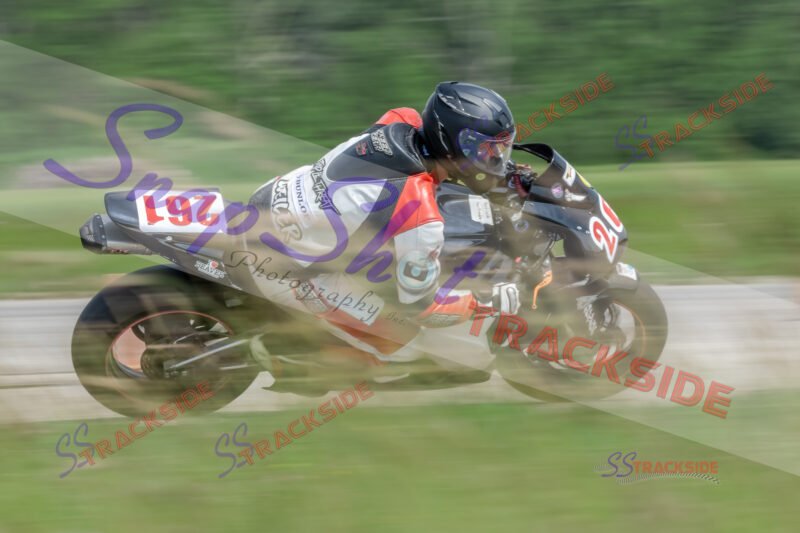 R2-QAMLegends-0009.jpg