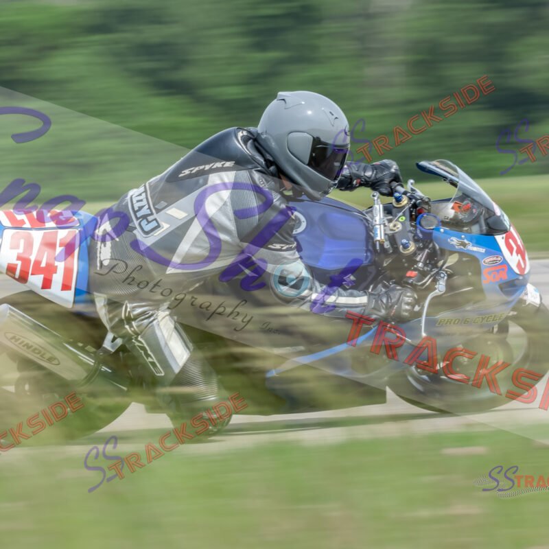 R2-QAMLegends-0016.jpg