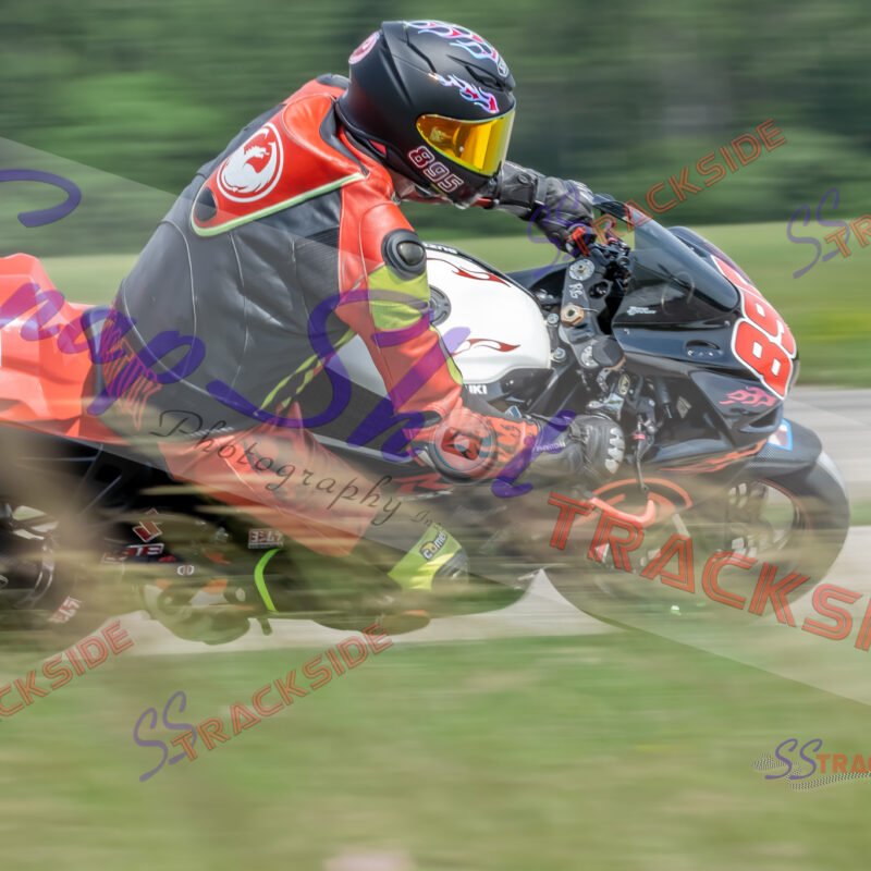 R2-QAMLegends-9925.jpg