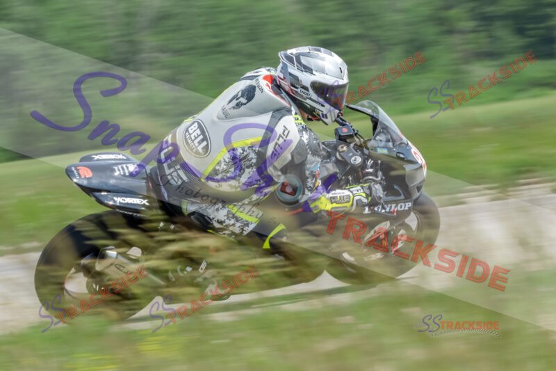 R2-QAMLegends-9971.jpg