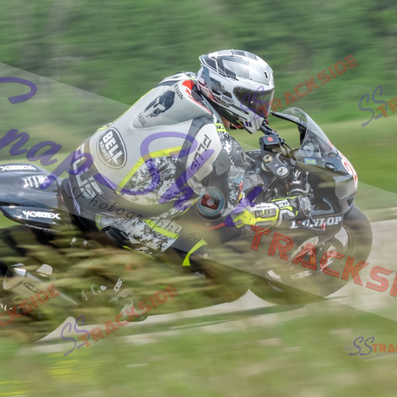 R2-QAMLegends-9971.jpg