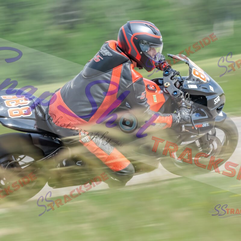 R2-QAMLegends-9986.jpg