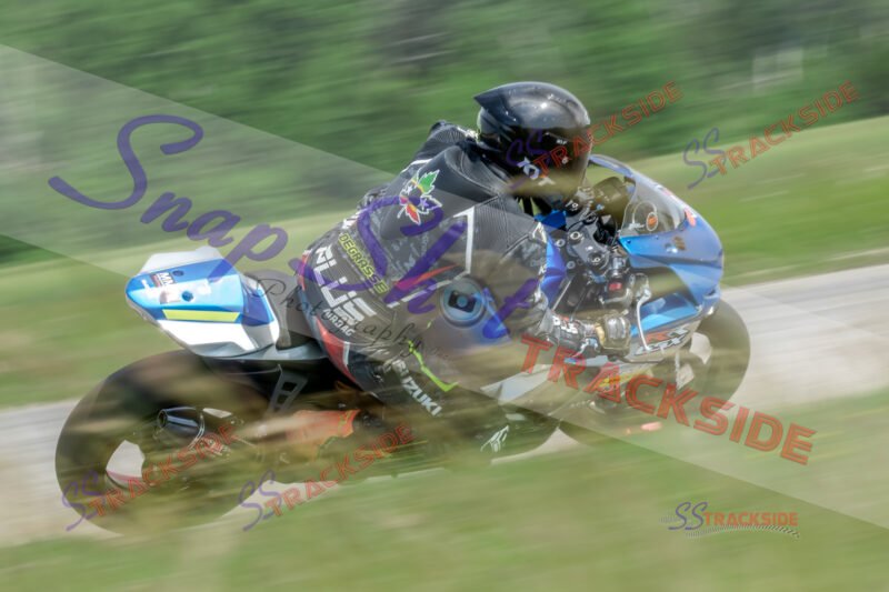 R2-QAMLegends-9988.jpg
