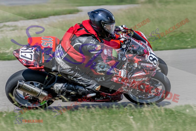 R2-QProLegends-0020.jpg