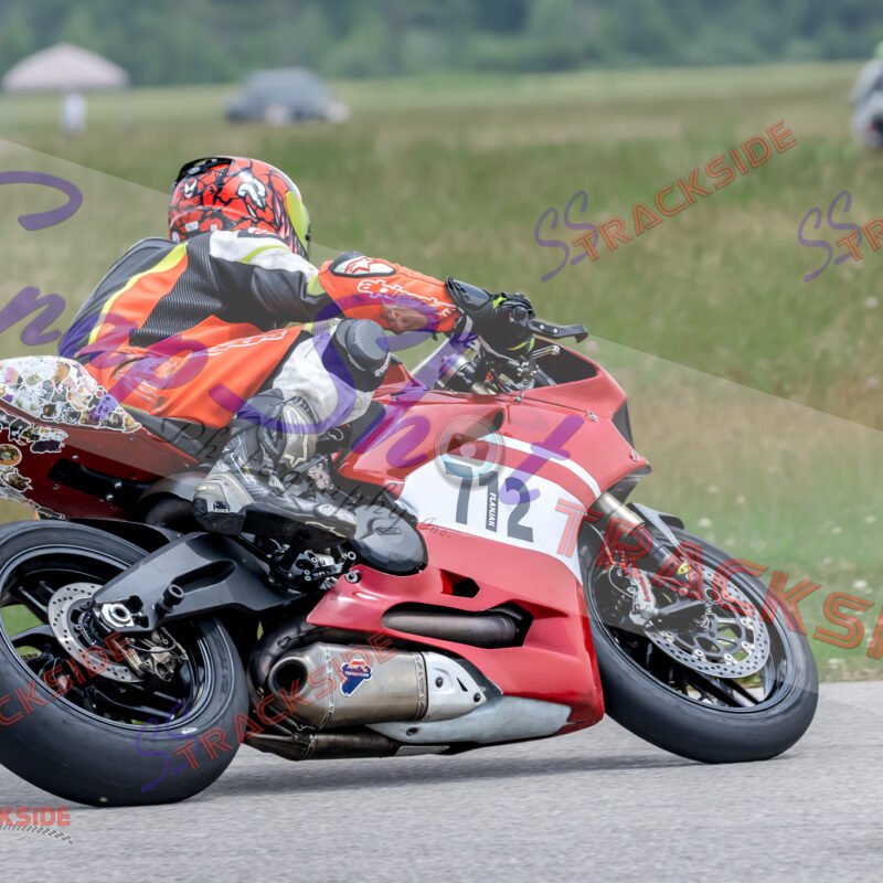 R2-QProlostAMSup-8984.jpg