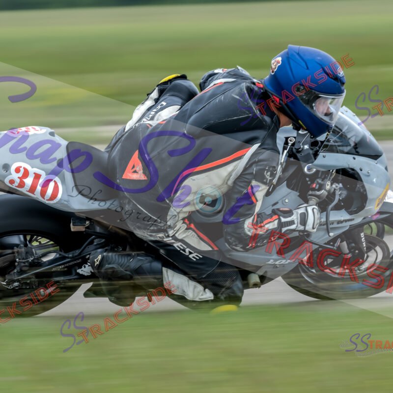 R2-Qam600-9541.jpg
