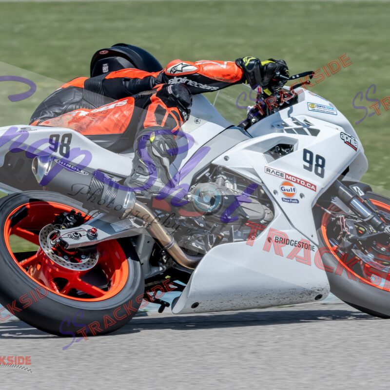 R2-RLWSuper-1472.jpg