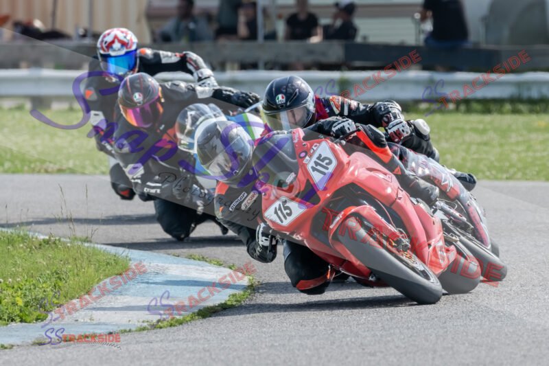 R2-RProLegends-4472.jpg