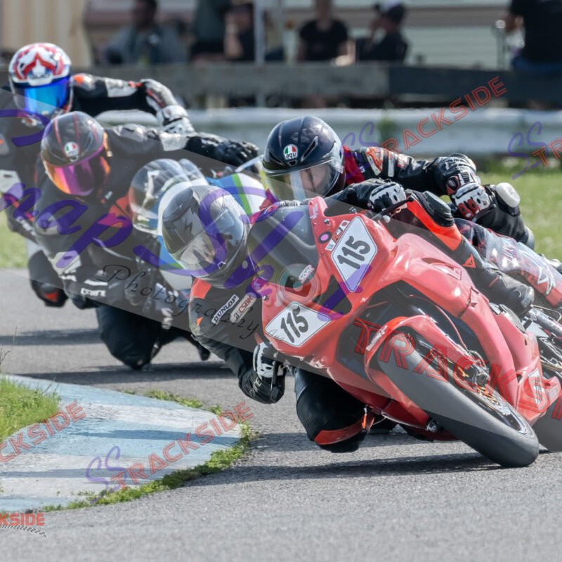 R2-RProLegends-4472.jpg