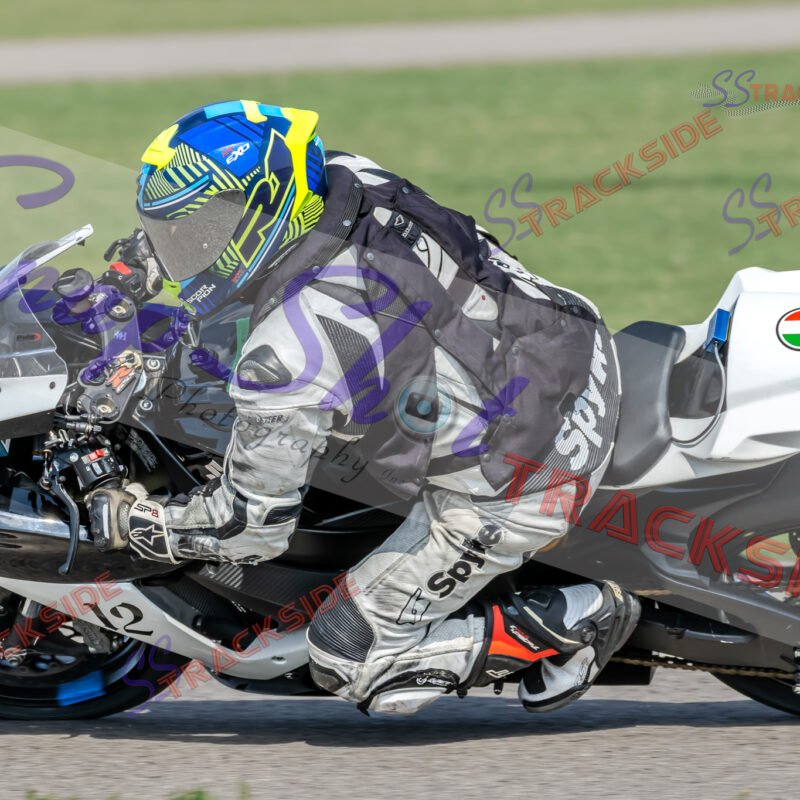 R2-RProLegends-4510.jpg