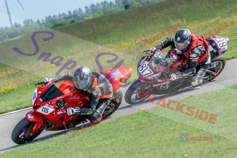R2-RProLegends-4540.jpg