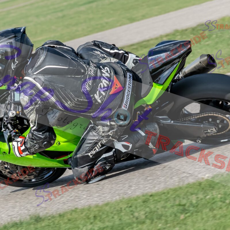R2-RProLegends-4641.jpg