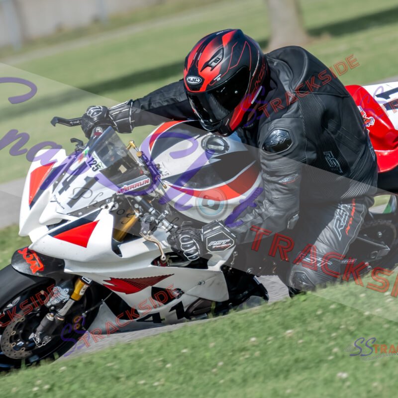R2-RProLegends-4712.jpg