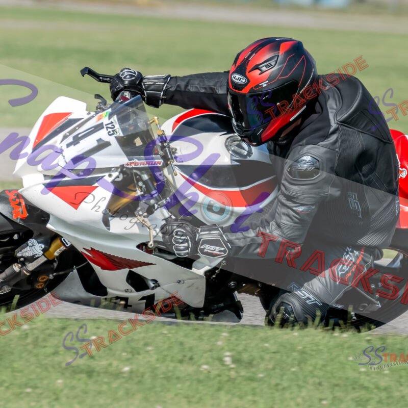 R2-RProLegends-4713.jpg