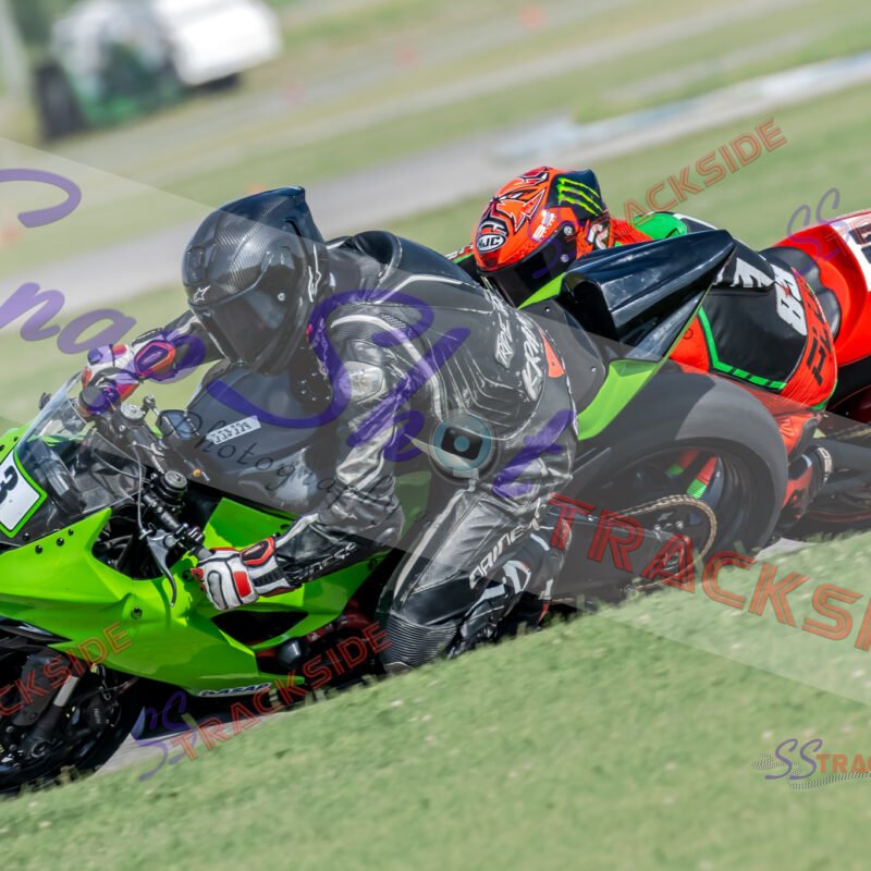 R2-RProLegends-4718.jpg