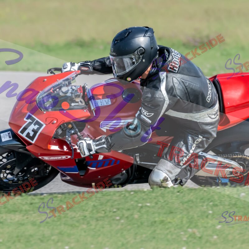R2-RProLegends-4809.jpg