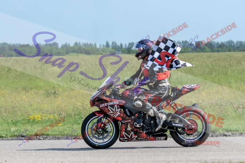 R2-RProLegends-4839.jpg