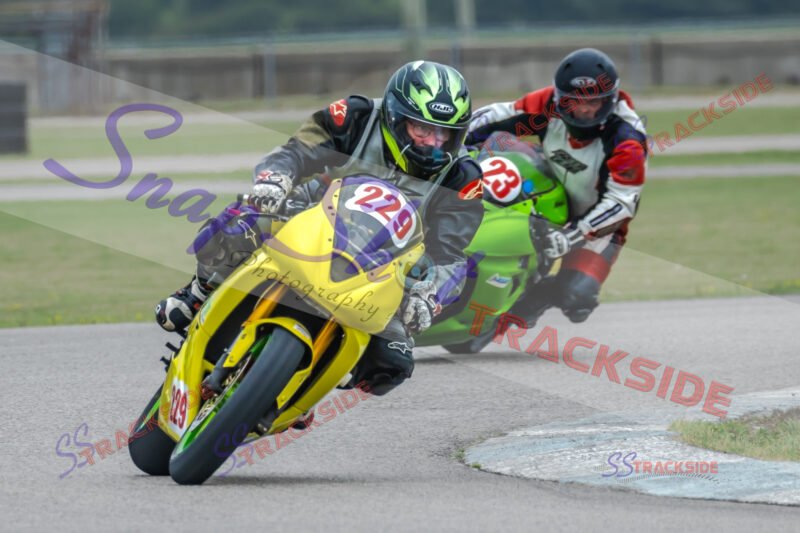 R3-QAmLegends-0733.jpg