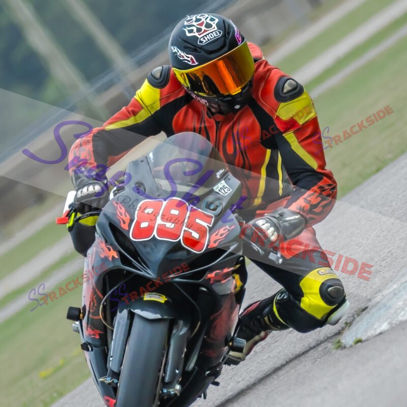 R3-QAmLegends-0750.jpg