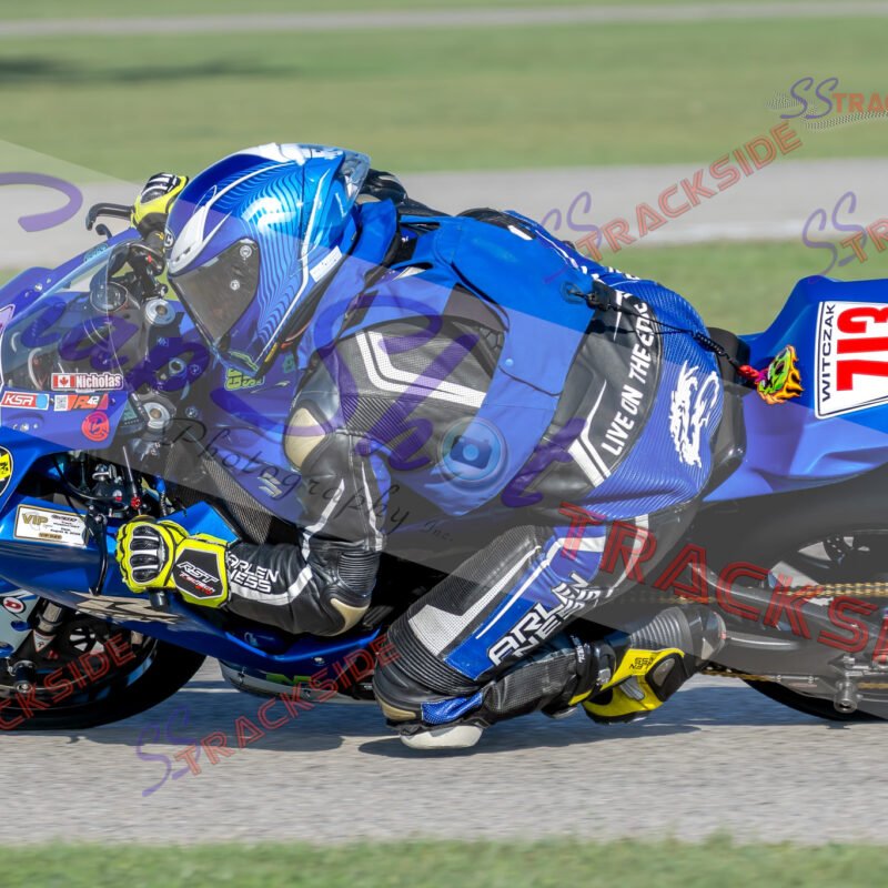 R6-AMLost-8331.jpg