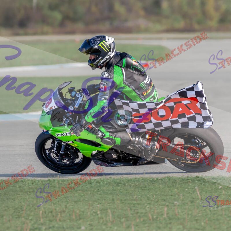 R6-AMLost-8562.jpg