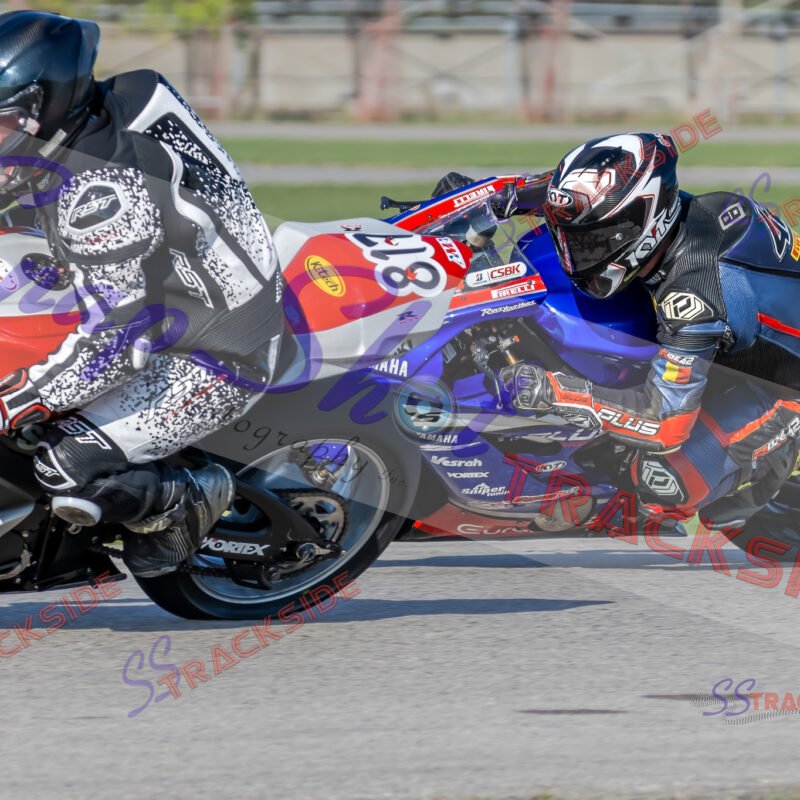 R6-Pro600-8212.jpg