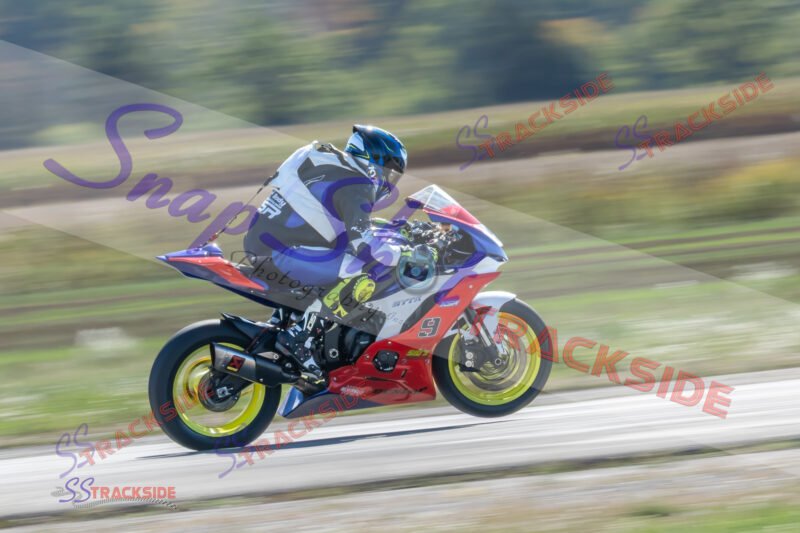 R7-AMSupProLost-9854.jpg