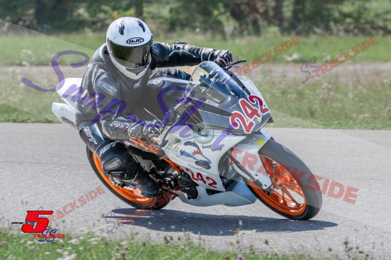Rac5LadEx-4577.jpg
