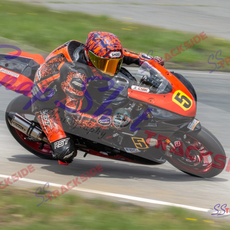 AMSuperSport-Q-1820.jpg