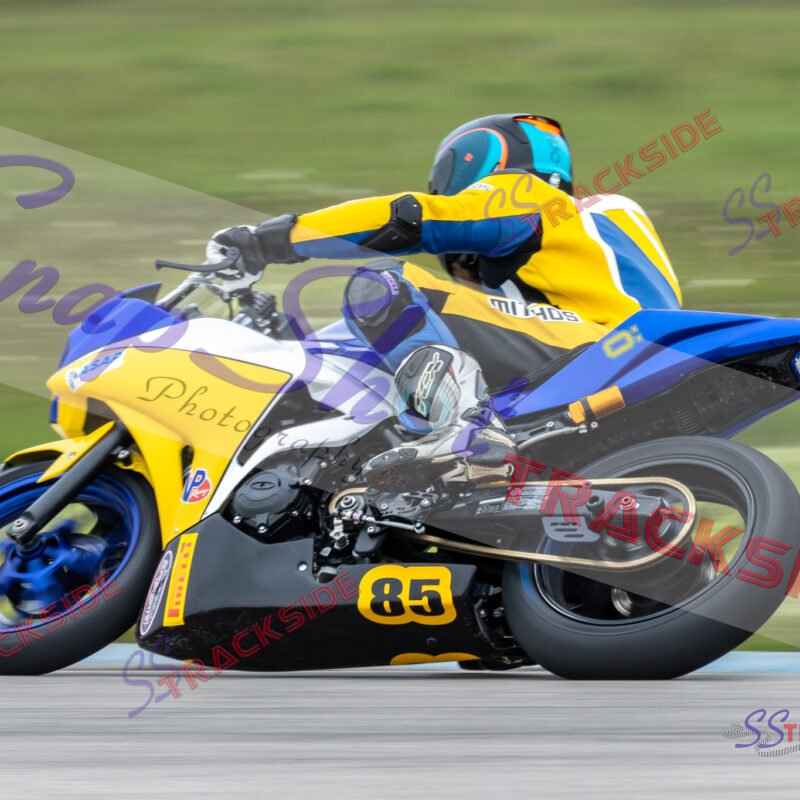 R-R1-LWSuper-1215.jpg