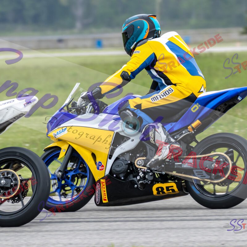 R-R1-LWSuper-1282.jpg