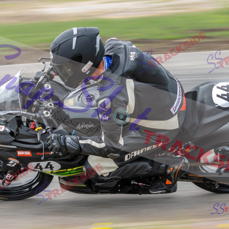 Sat-LWSport-P-4732.jpg