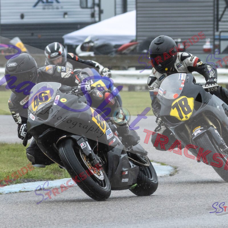 Q-R1-ProAm600-0201.jpg