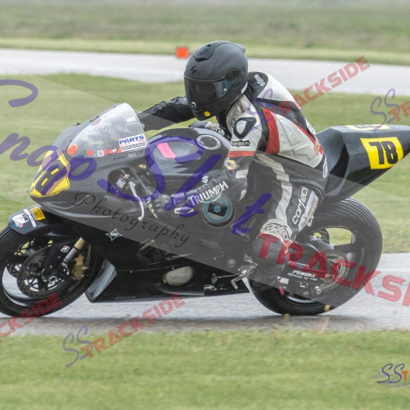Q-R1-ProAm600-0288.jpg