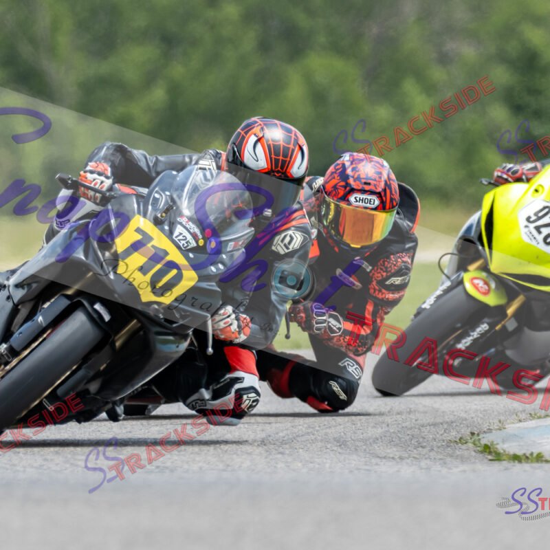 Q-R2-ProAMopen-4832.jpg