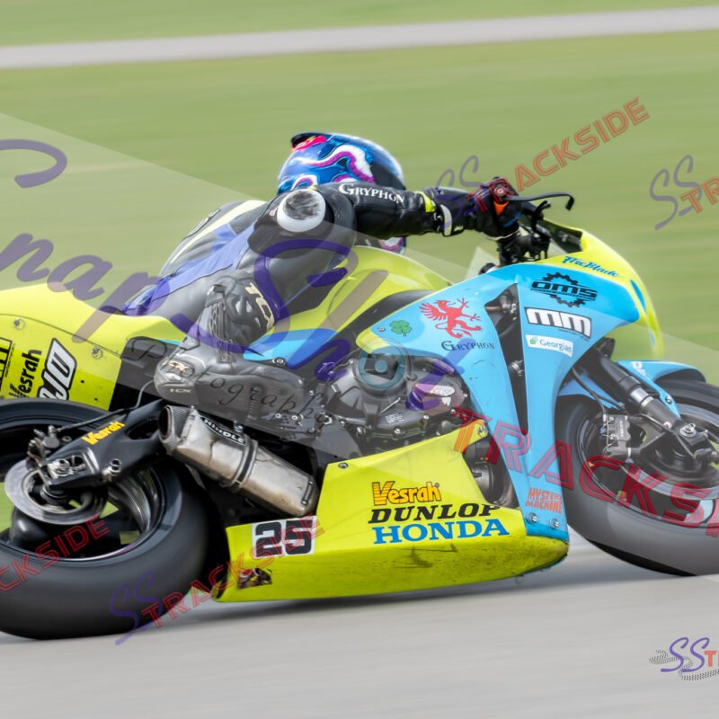 R-R2-ProSup-9580.jpg
