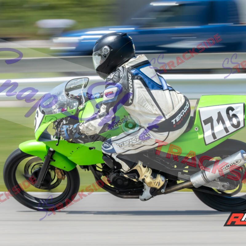R42-June22-Green-2098.jpg