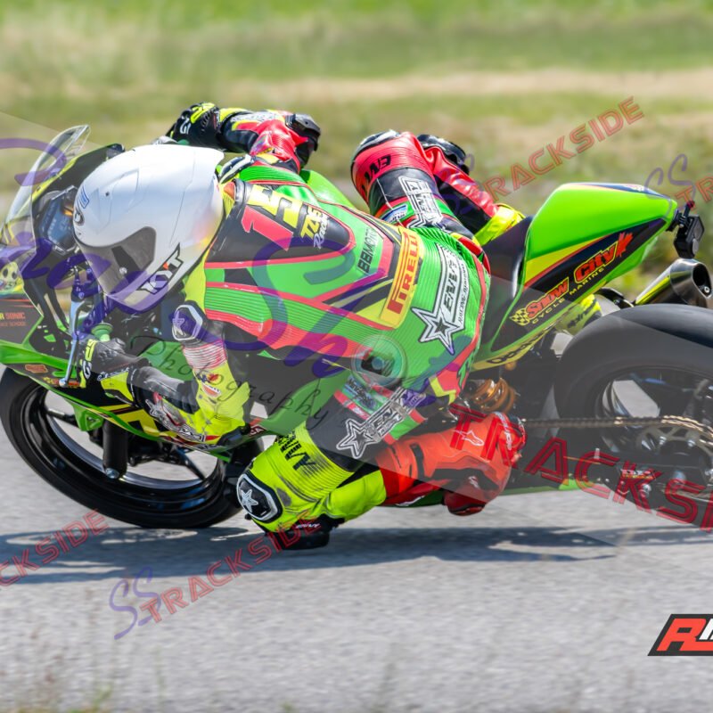 R42-June22-YelRed-2608.jpg