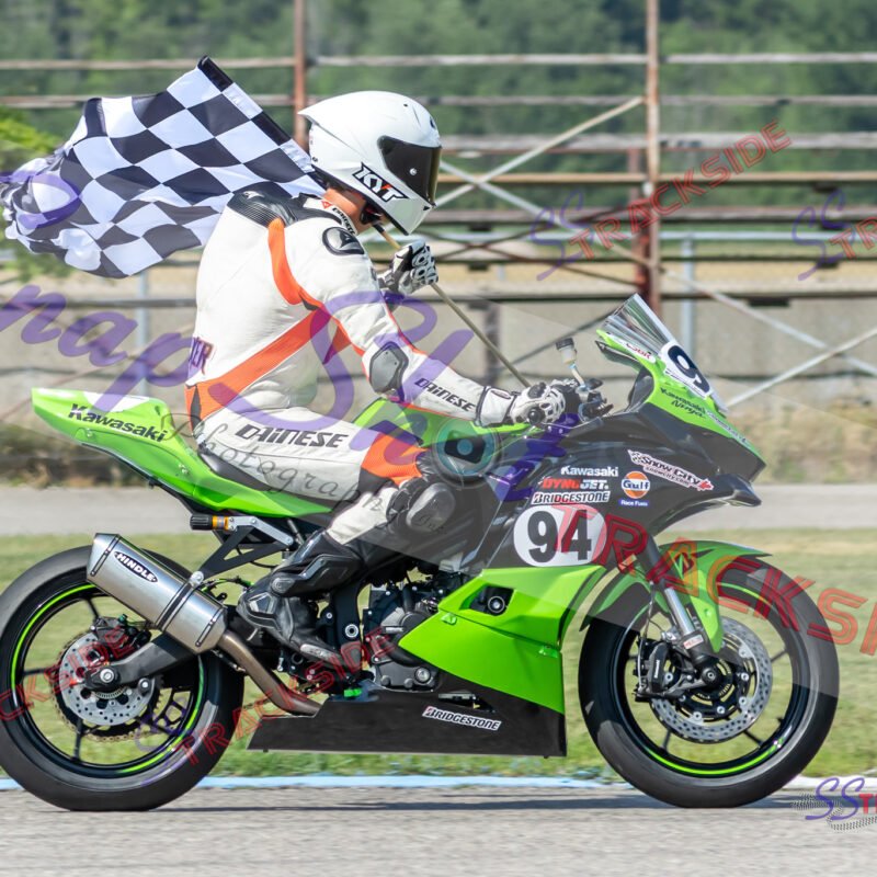 GB-TwinsZX4-R1-3030.jpg
