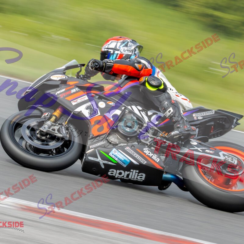 CSBK-Mos-Q-Twins-6837.jpg